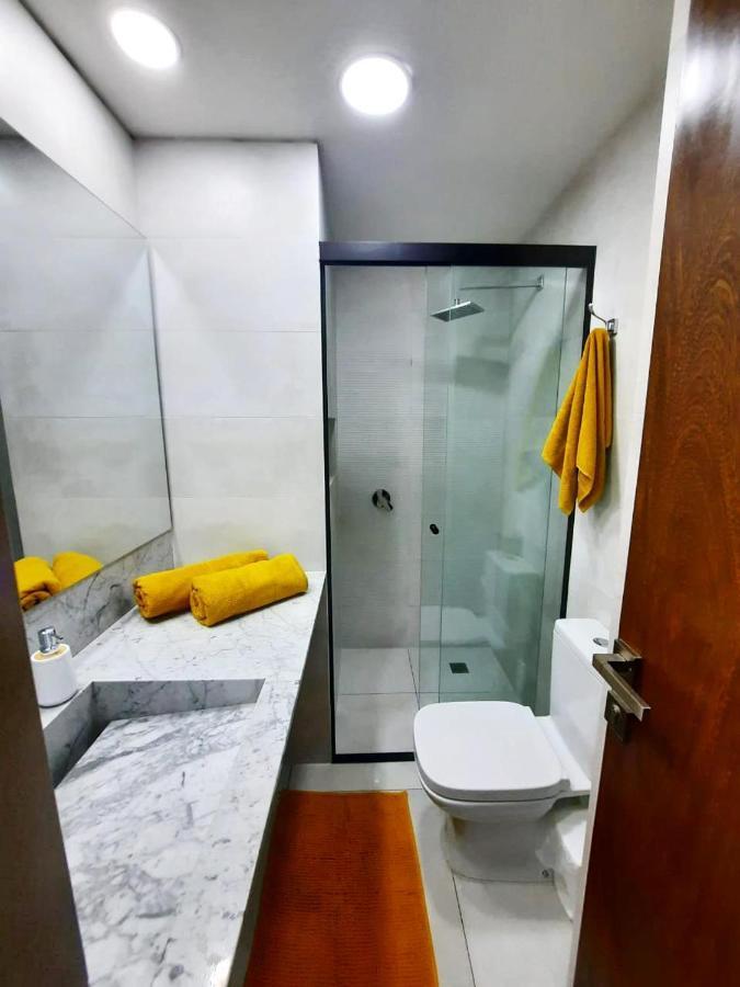 Apto Moderno Con Piscina De Borde Infinito Santa Cruz de La Sierra Eksteriør billede